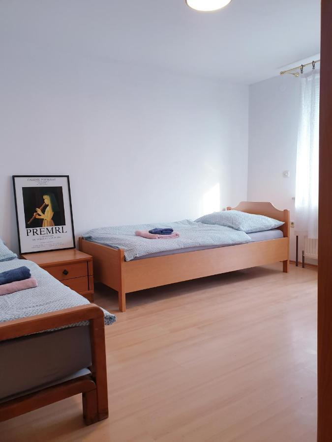 Apartment Barje I Ljubljana Extérieur photo